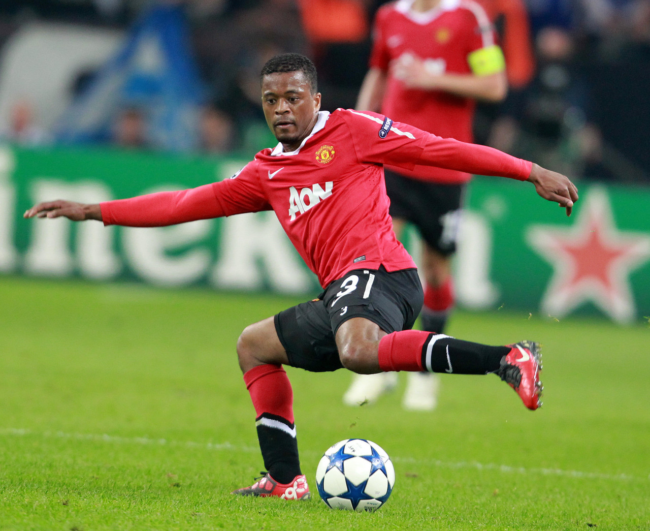 曼联似乎正 曼联似乎正