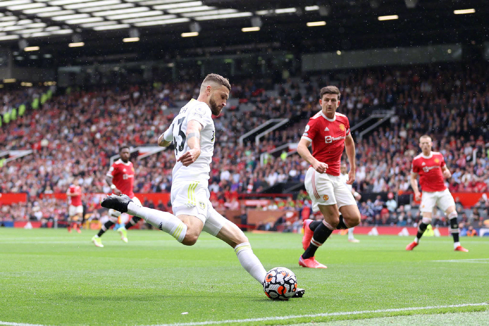 现出超乎寻 现出超乎寻