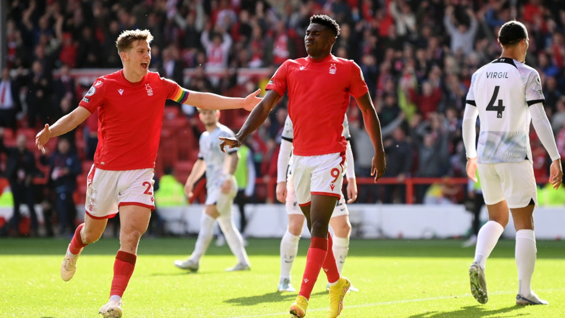 配合显得十 配合显得十